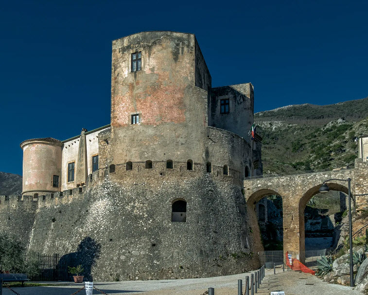 Castle of Sprondasino, Italy